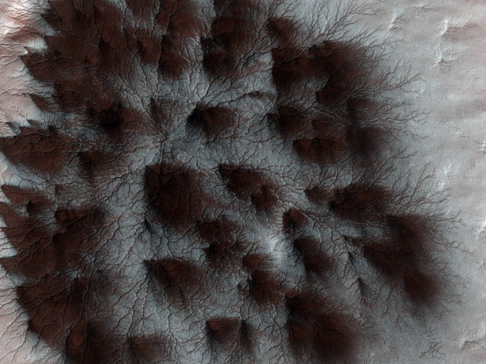 12 интереснейших фото Марса, одной из самых загадочных планет