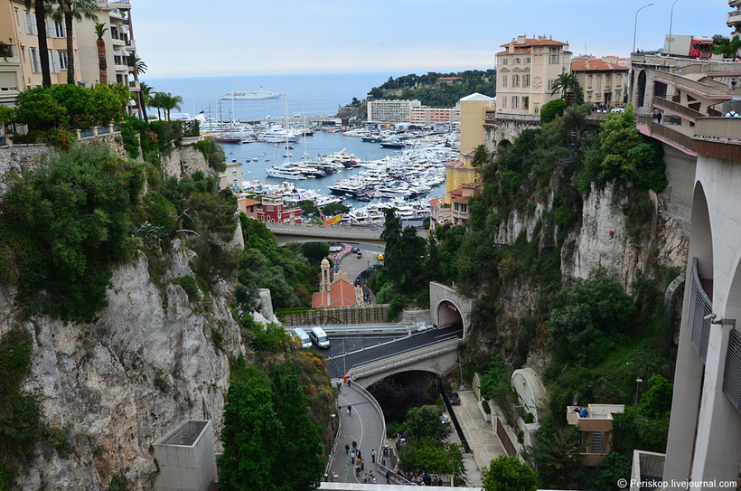 Вокзал монако. Вокзал монако-монте-карло. Монако железнодорожный. Старый город монако-вилль. Монте карло улицы.