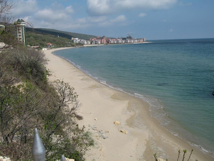 Где самое чистое море в болгарии порт гримо