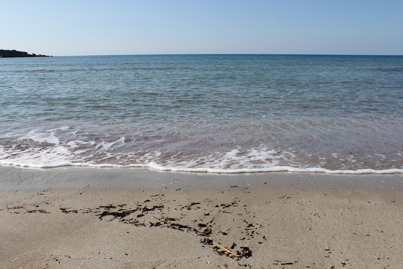 Море на Кипре в марте