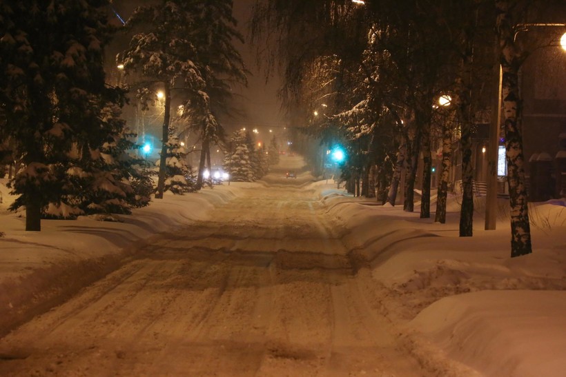 Заснеженный улицы Белгорода