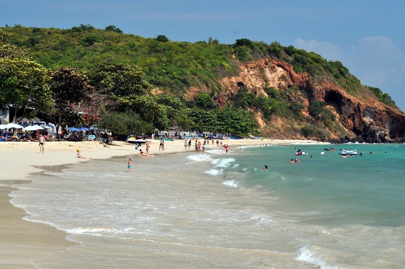 Nual beach chon buri остров лан фото