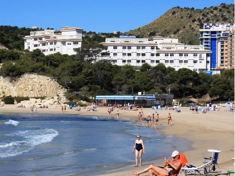 Испания, на пляже La Cala de Finestrat