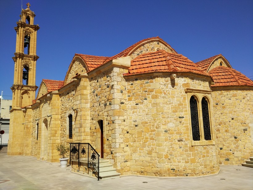 Церковь в горах, о. Кипр
