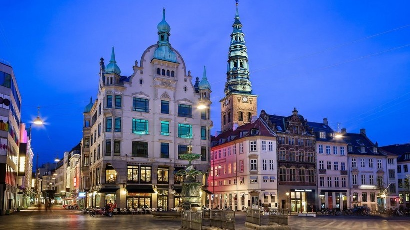Копенгаген: прогулка по ночному городу