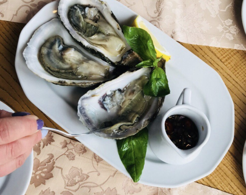 Морепродукты в отеле «Ялта Интурист»