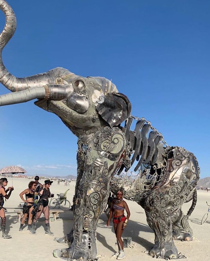 Берне мене. Фестиваль в пустыне невада burning man 2019. Берне мене. Фестиваль в пустыне невада burning man. Фестиваль бернинг мэн 2019.