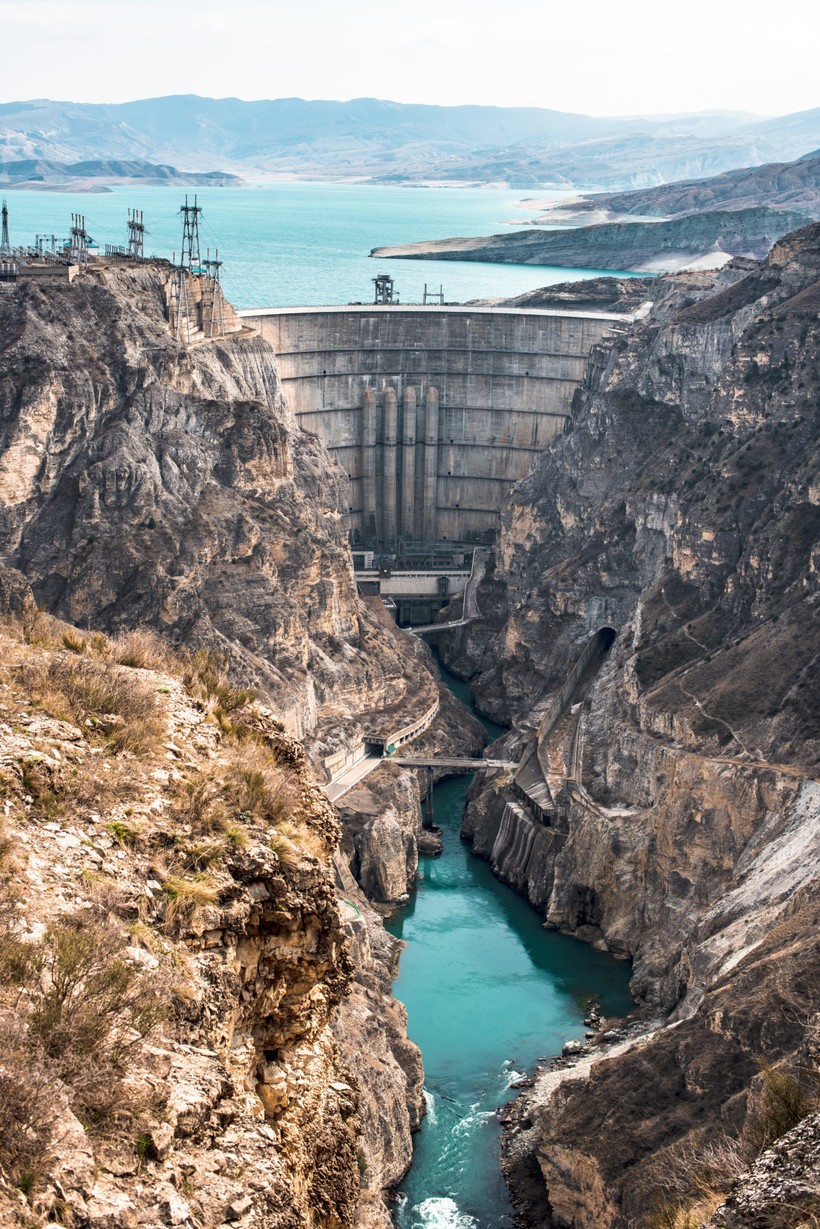 Чиркейская ГЭС: где находится самая живописная плотина России