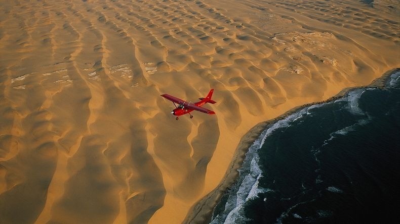 Где песок становится морем: как пустыня Намиб встречается с Атлантикой