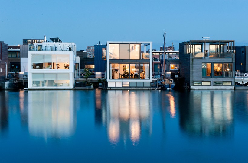 Эйбург — невероятный жилой район в Амстердаме, построенный прямо на воде озера
