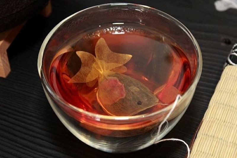 Аквариум в кружке и чай-вино: необычные напитки для приятного вечера