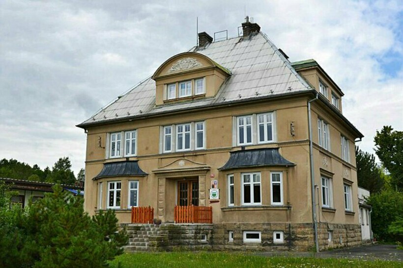 Дом не раз ремонтировался, но никто не узнал о кладе Дом не раз ремонтировался, но никто не узнал о кладе
