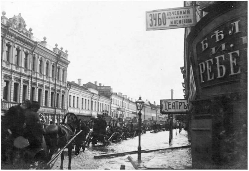 Особенно пострадали микрорайоны на правом берегу реки Особенно пострадали микрорайоны на правом берегу реки