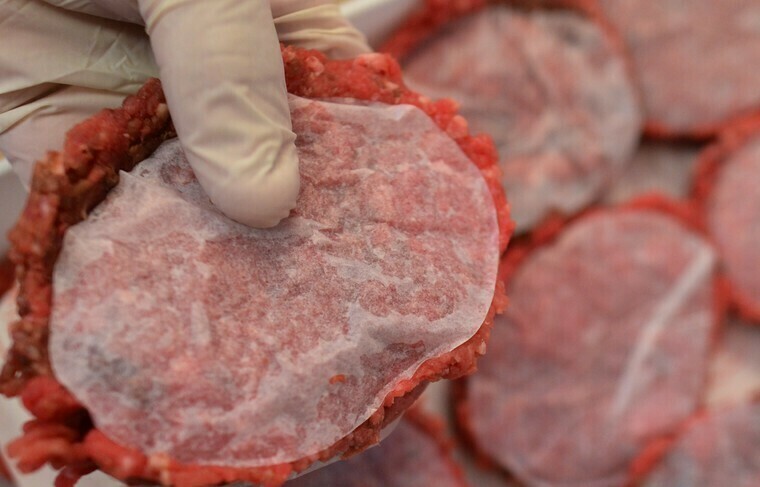 Искусственное мясо поможет решить множество экологических проблем Искусственное мясо поможет решить множество экологических проблем