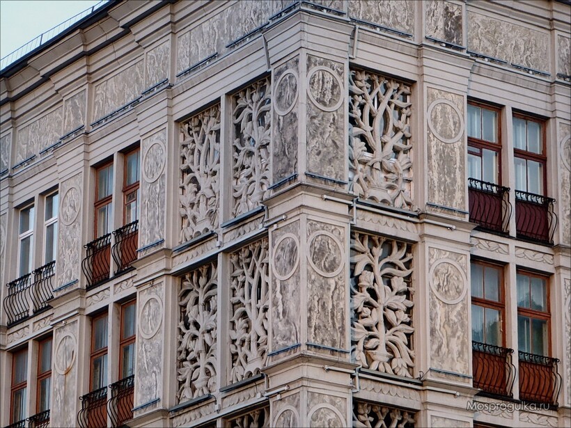 Ажурный дом в Москве