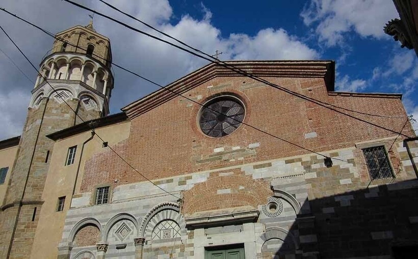 Восьмиугольная колокольня Церкви Сан-Никола