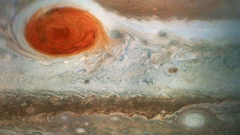 Большое красное пятно Юпитера 
