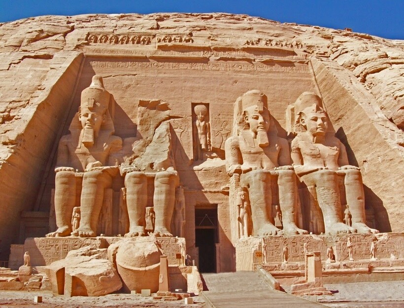 Храм Абу-Симбел в Асуане