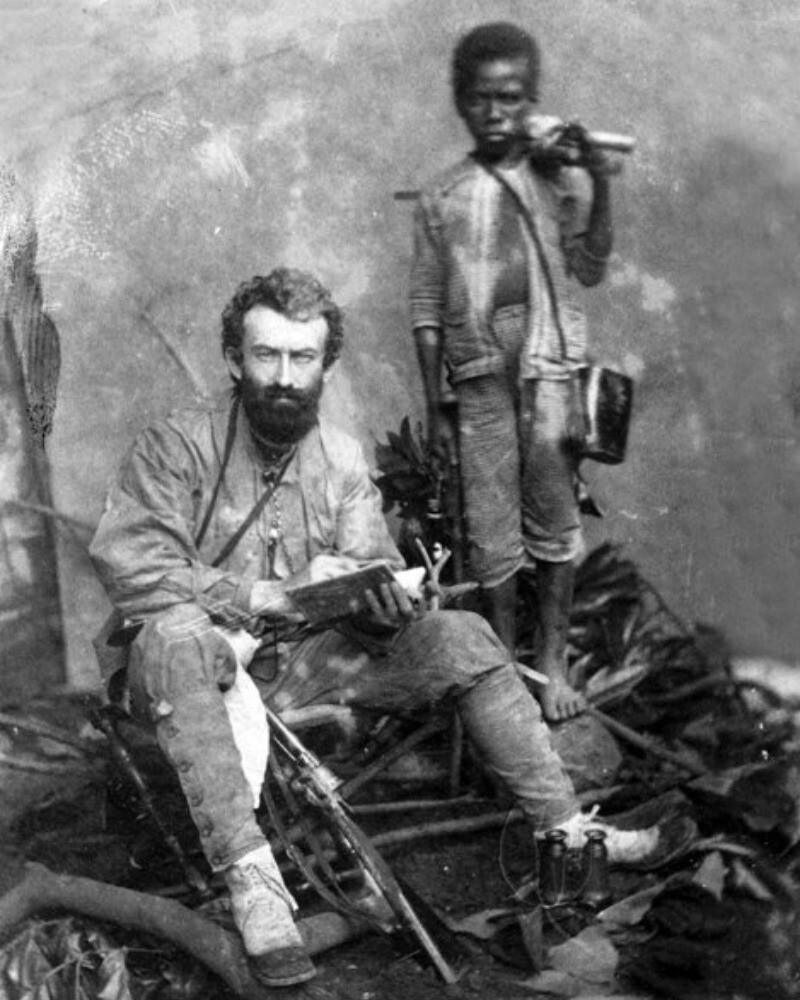 Миклухо-Маклай с папуасом Ахматом. Малакка, 1874 или 1875 год Миклухо-Маклай с папуасом Ахматом. Малакка, 1874 или 1875 год