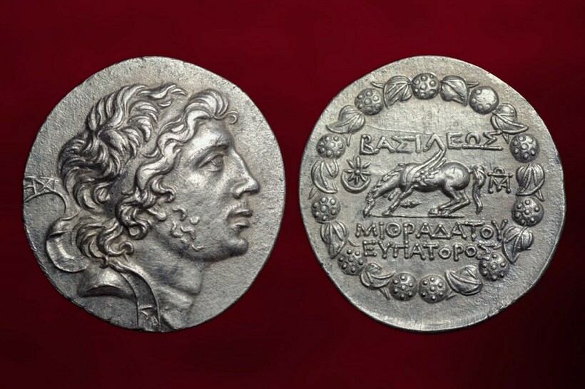 Монеты времен царя Митридата