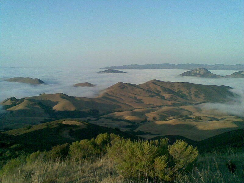 Горы Санта-Лючия, где можно «встретить» темных наблюдателей