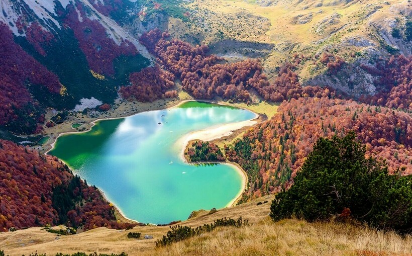 Трновацкое озеро в Черногории