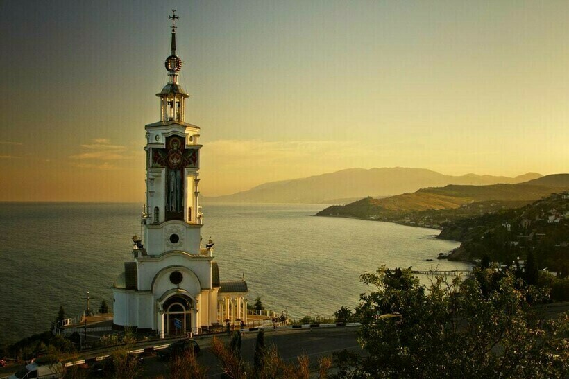 Храм-маяк в Малореченском