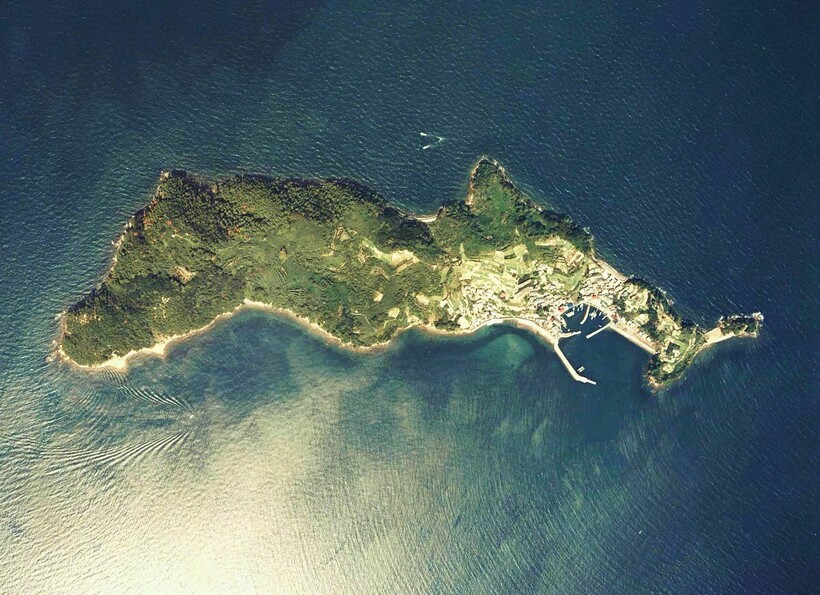 Остров Аосима. Фото: wikimedia.org 