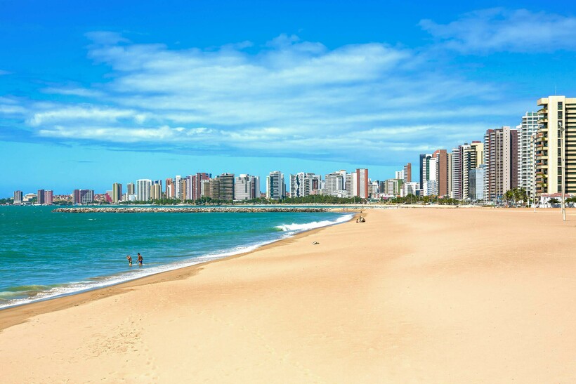 Форталеза — опасный курорт с знаменитыми пляжами. Фото: ostill / Shutterstock