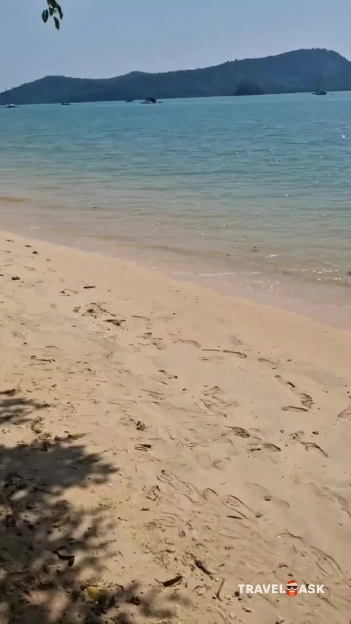 By The Sea Phuket Beach Resort