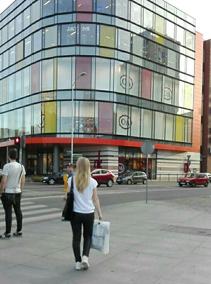 Торговый центр Galeria Kaskada