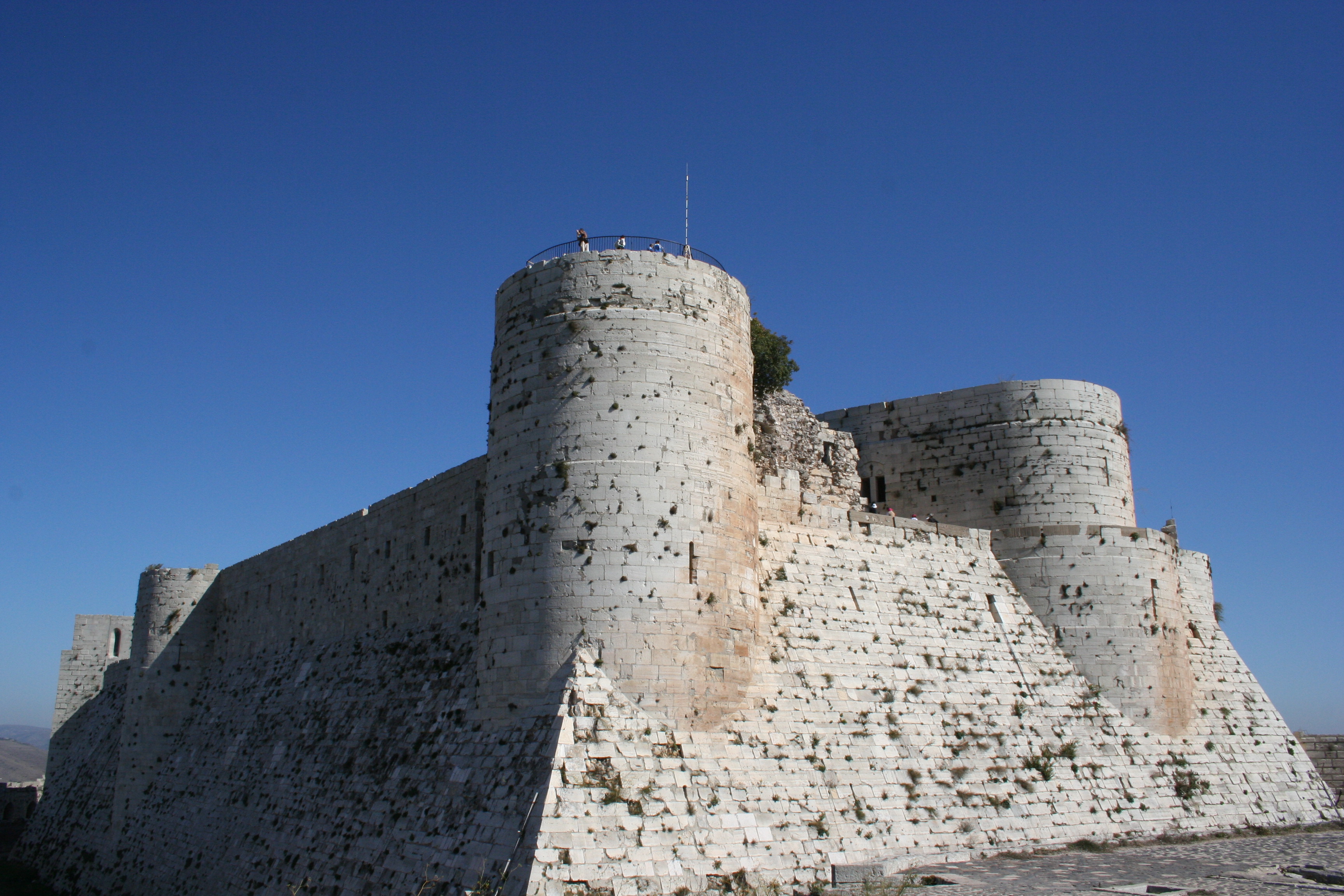 Крепость госпитальеров Qala'at al-Hosn (Krac des Chevaliers)