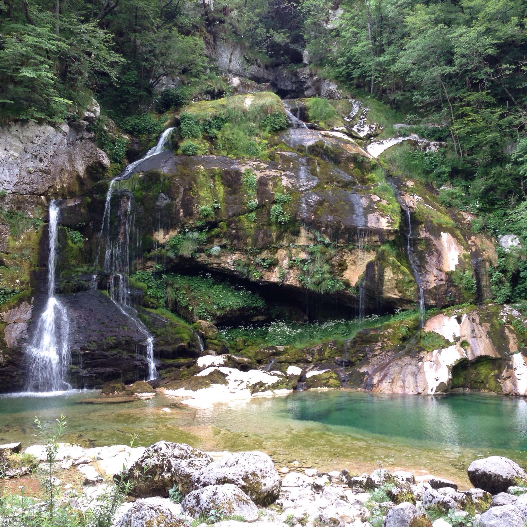 Водопад Вирье
