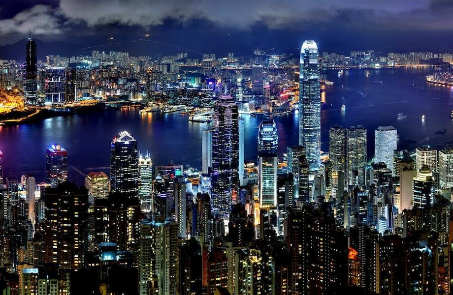 Гонконг хотят сделать центром ночной жизни