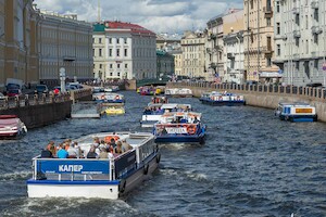 В Санкт-Петербурге стартовал сезон летней навигации