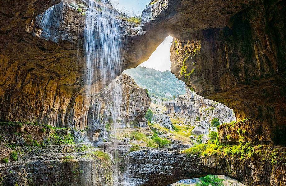 ​Трехярусный водопад в Ливане