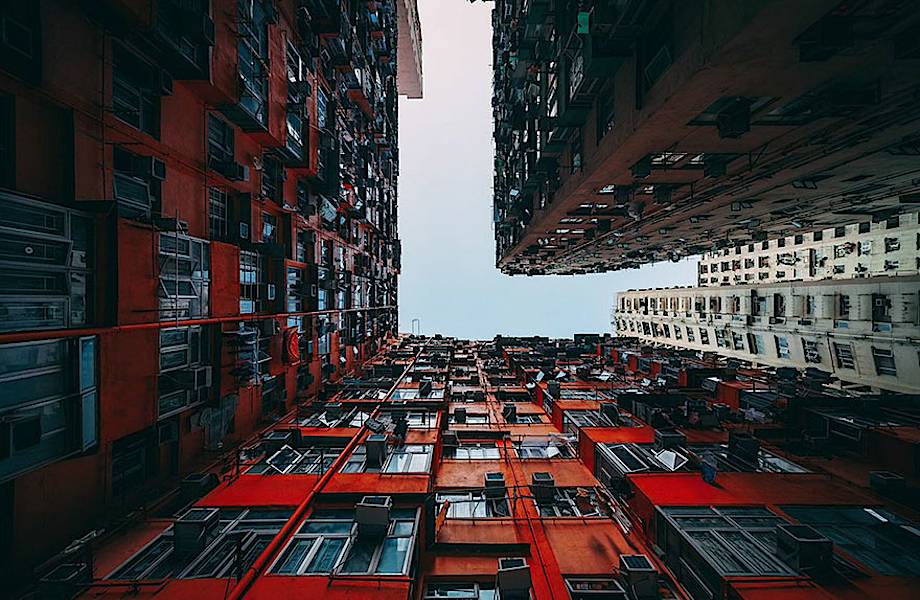 ​11 фото высоток Гонконга с  подавляющей симметрией