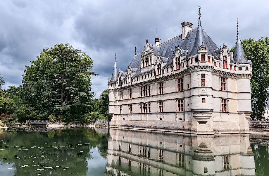10 самых красивых замков во Франции