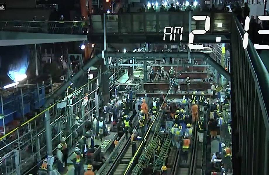 1200 японских рабочих превратили наземный поезд в подземное метро за считанные часы. Ты не поверишь своим глазам!