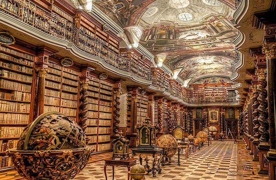 Самая красивая библиотека в мире находится в Праге