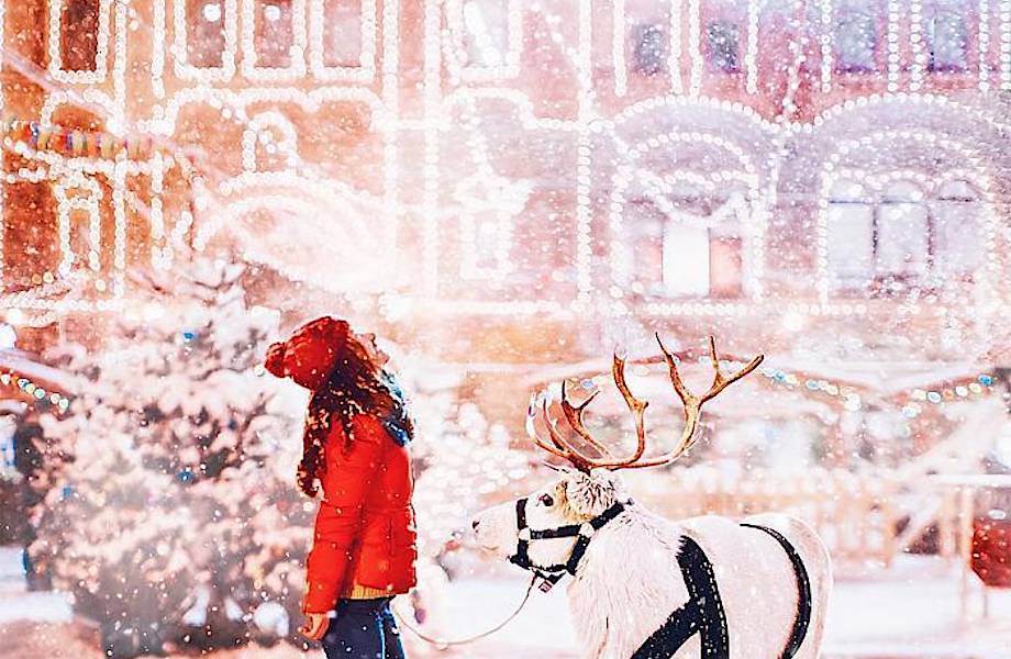 17 нереально красивых снимков, на которых рождественская Москва похожа на сказку