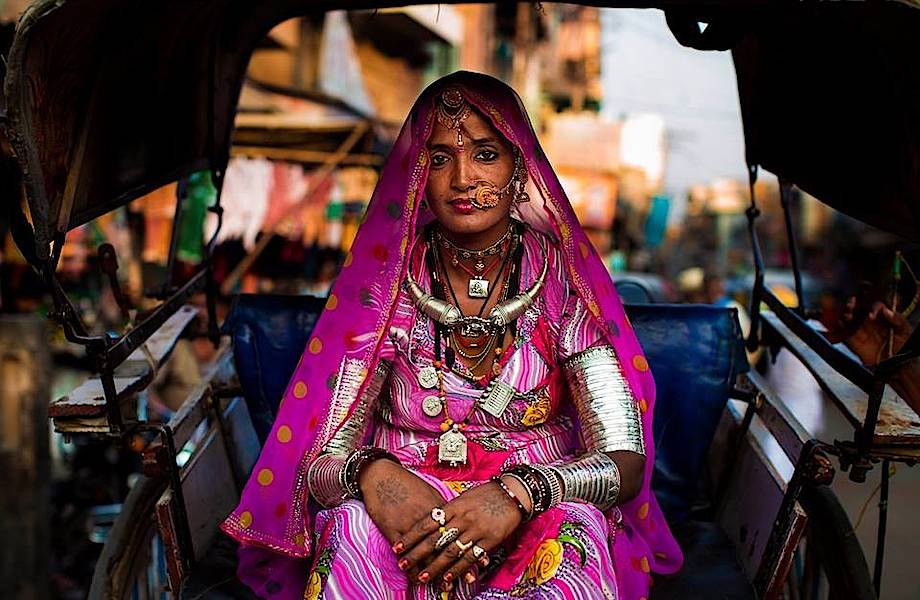 Румынский фотограф показала красоту женщин из разных городов Индии