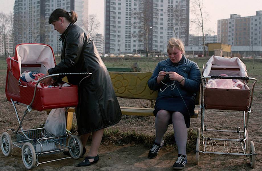 12 честных снимков о жизни в России 90-х, сделанных американским фотографом