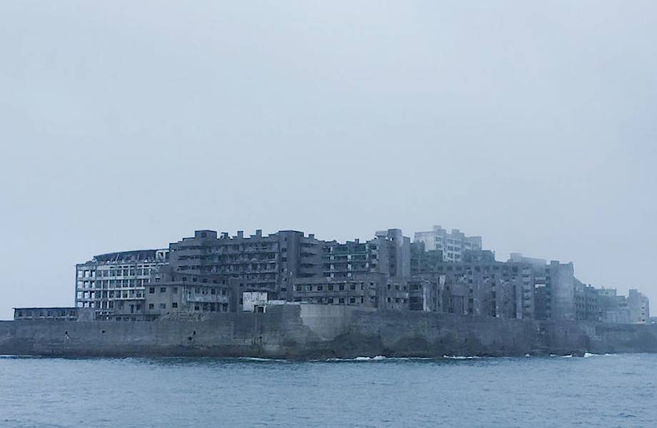 21 запрещенный снимок заброшенного японского острова Гункандзима