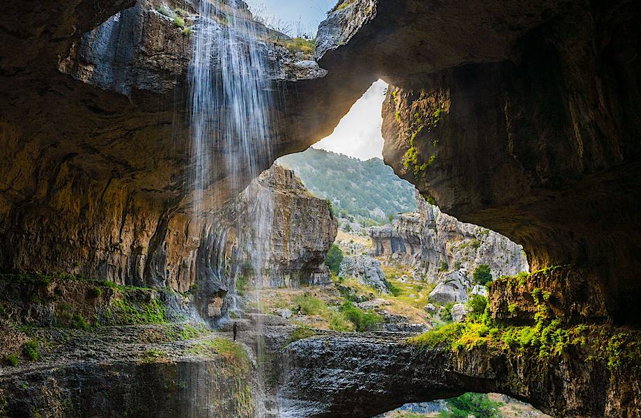 Девять самых необычных водопадов в разных уголках планеты, которые стоит увидеть!