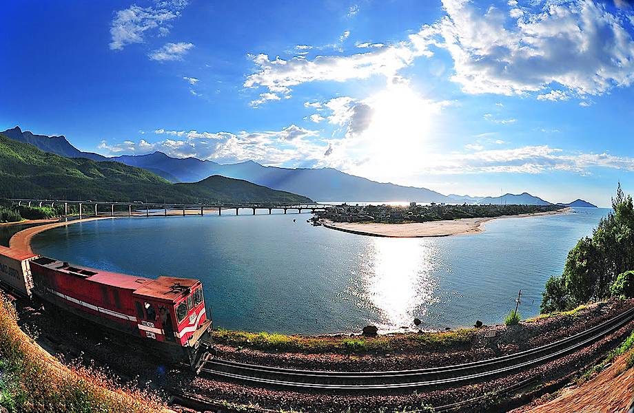 Азия по железной дороге: 6 самых живописных маршрутов для путешествий на поезде