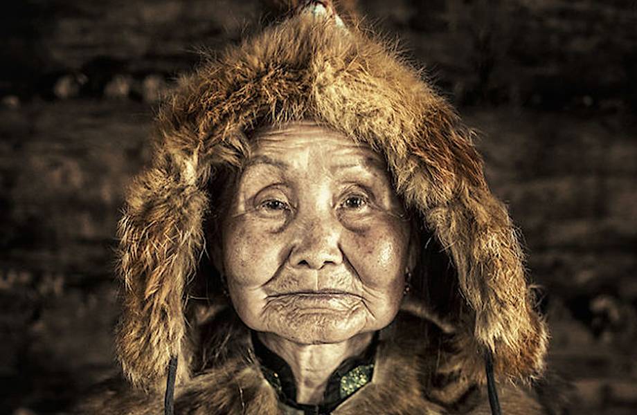 Фотограф преодолел 25 000 км по Сибири, чтобы сфотографировать ее коренных жителей 