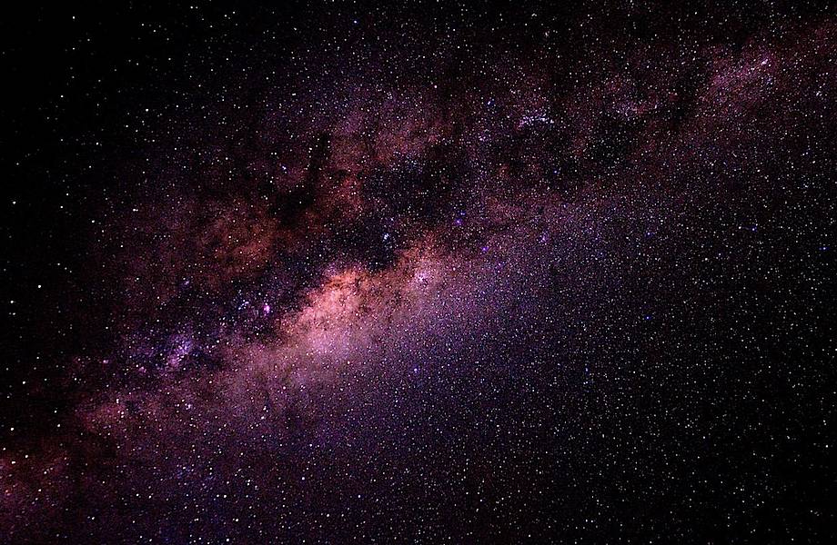 Половину всей материи Млечного Пути могло принести из далеких галактик