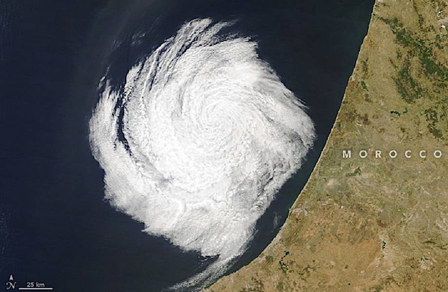 Удивительные фотографии циклонов