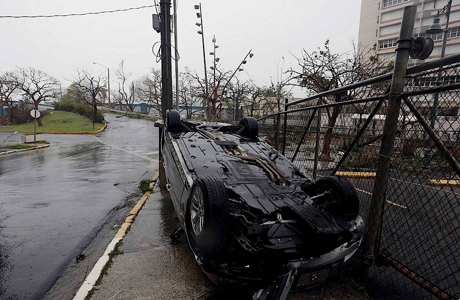 10 ужасных снимков о том, как ураган «Мария» разрушил Пуэрто-Рико 